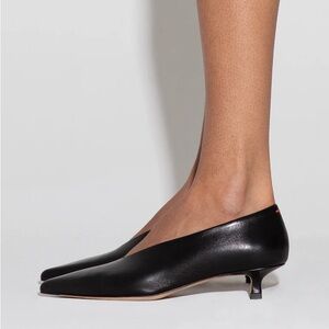 Aeyde Clara Black Napa Leather Kitten Heel Pumps Size 37 Worn Once